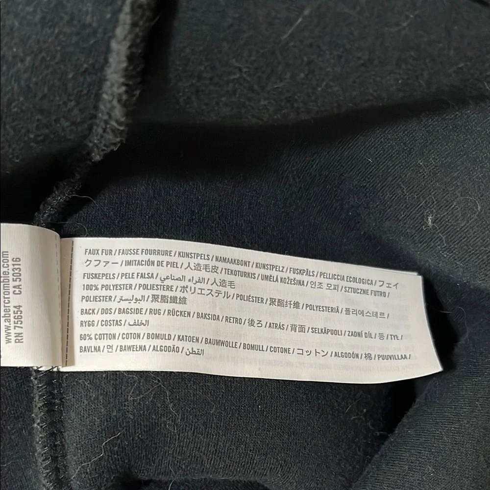 Hollister Black Lightweight Sherpa Jacket 2022 - Picture 5 of 7
